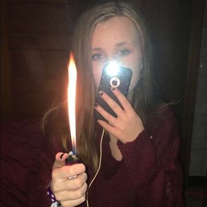 Meet your Posher, Halie